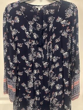Ladies long sleeve blouse